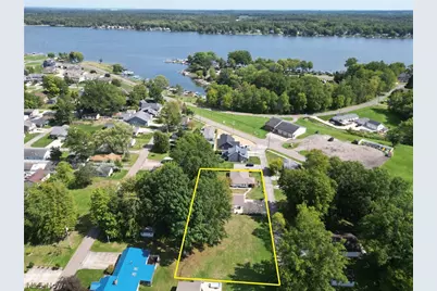 17512 Lundys Lane, Lake Milton, OH 44429 - Photo 11
