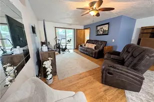 17512 Lundys Ln, Lake Milton, OH 44429 - Photo 15