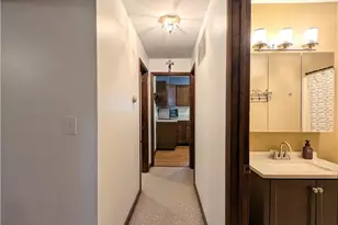 17512 Lundys Ln, Lake Milton, OH 44429 - Photo 29