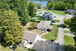 17512 Lundys Ln, Lake Milton, OH 44429 - Photo 13