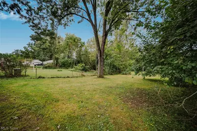 2821 Nesmith Lake Boulevard, Akron, OH 44314 - Photo 39