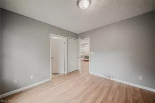 2821 Nesmith Lake Blvd, Akron, OH 44314 - Photo 13