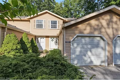 3963 Lake Run Boulevard, Stow, OH 44224 - Photo 1