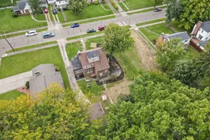 719 Vincent Blvd, Alliance, OH 44601 - Photo 37