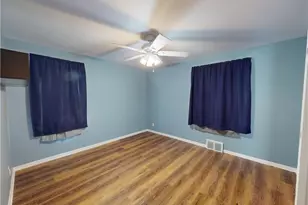 390 E 307th St, Willowick, OH 44095 - Photo 23
