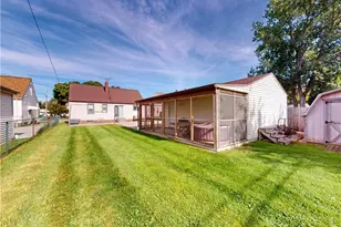 390 E 307th St, Willowick, OH 44095 - Photo 41