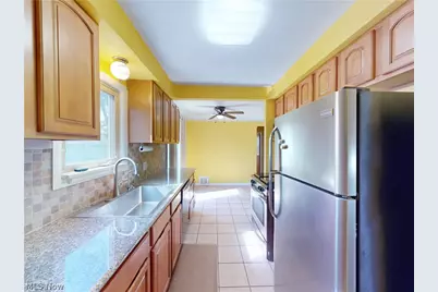 390 E 307th Street, Willowick, OH 44095 - Photo 13