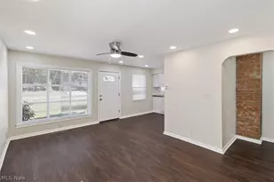 443 Fairway Blvd, Wickliffe, OH 44095 - Photo 3