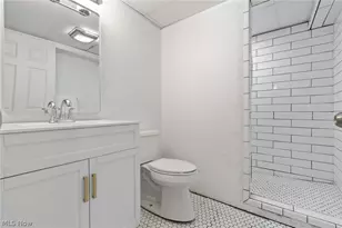 7725 Hearthstone Ave NW, North Canton, OH 44720 - Photo 33