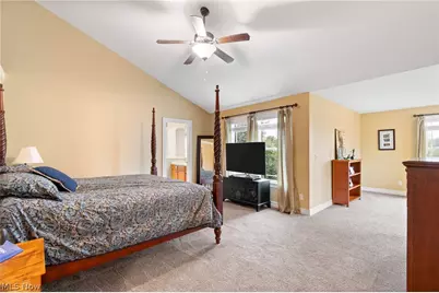 727 Walden Reserve Boulevard, Hinckley, OH 44233 - Photo 25