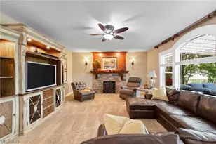 727 Walden Reserve Blvd, Hinckley, OH 44233 - Photo 5