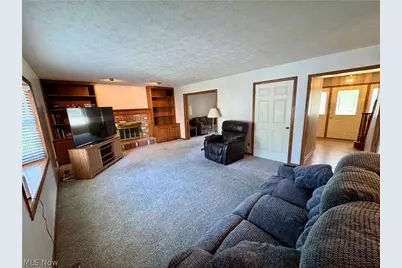 6385 Harbor Drive NW, Canton, OH 44718 - Photo 11