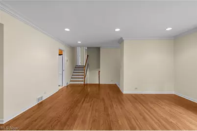 645 Mentor Road, Akron, OH 44303 - Photo 11