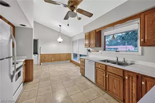 7686 Roselawn Dr, Mentor, OH 44060 - Photo 13