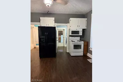 614 Hazlett Avenue NW, Canton, OH 44708 - Photo 5