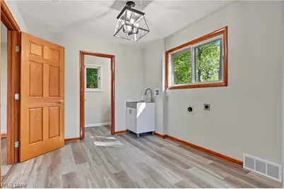 11121 Lafayette Drive NW, Canal Fulton, OH 44614 - Photo 17