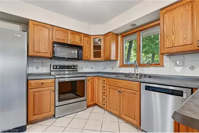 11121 Lafayette Drive NW, Canal Fulton, OH 44614 - Photo 13