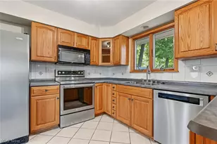 11121 Lafayette Dr NW, Canal Fulton, OH 44614 - Photo 13