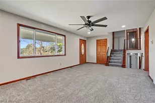 11121 Lafayette Dr NW, Canal Fulton, OH 44614 - Photo 7