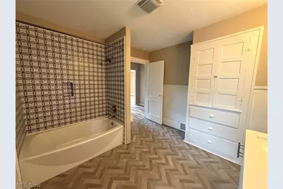 897 Polk Avenue, Akron, OH 44314 - Photo 23