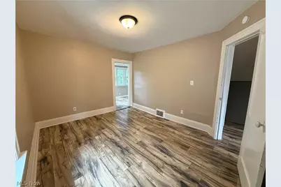 897 Polk Avenue, Akron, OH 44314 - Photo 15