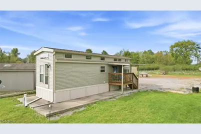 16428 W Akron Canfield Road, Berlin Center, OH 44401 - Photo 3