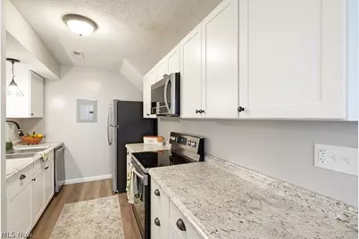 2454 Island Drive #29C, Uniontown, OH 44685 - Photo 11