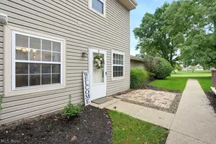 2454 Island Dr, Uniontown, OH 44685 - Photo 1