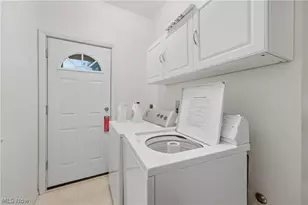1971 Rosewood Dr, Kent, OH 44240 - Photo 13