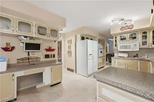 1971 Rosewood Dr, Kent, OH 44240 - Photo 11