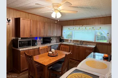 52742 Key Bellaire Road, Bellaire, OH 43906 - Photo 11