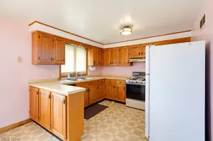 929 Stafford St, Minerva, OH 44657 - Photo 13
