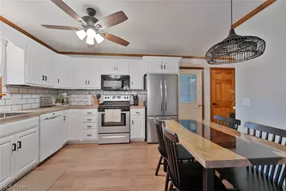 14700 Bandy Road, Alliance, OH 44601 - Photo 13