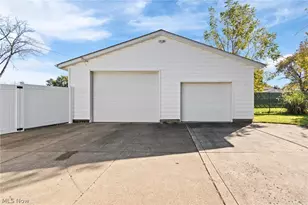 664 Scott Pl NW, Massillon, OH 44647 - Photo 3