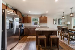 2723 Baker Dr, Norton, OH 44203 - Photo 9