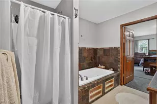 4393 Middle Rd, Conneaut, OH 44030 - Photo 39