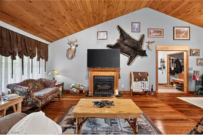 4393 Middle Road, Conneaut, OH 44030 - Photo 23