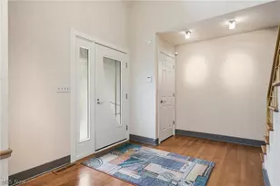 499 Mackinaw Cir, Akron, OH 44333 - Photo 3
