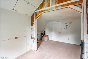 7176 Hankee Rd, Garrettsville, OH 44231 - Photo 15
