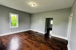 316 Young Ave NE, Canton, OH 44704 - Photo 3