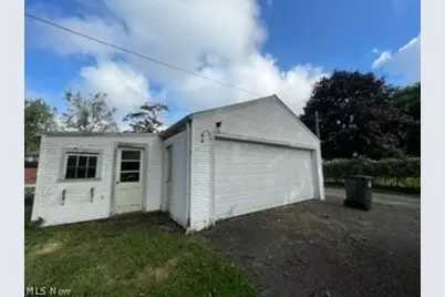 1416 McGregor Avenue NW, Canton, OH 44703 - Photo 5