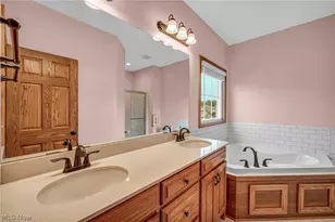 2636 Tributary Ln, Akron, OH 44312 - Photo 31