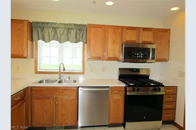 7862 Walnut Street #B, Boardman, OH 44512 - Photo 13