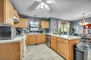 5698 Halwick Dr, Ravenna, OH 44266 - Photo 17
