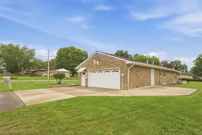 6787 Kirby Avenue NE, Canton, OH 44721 - Photo 33