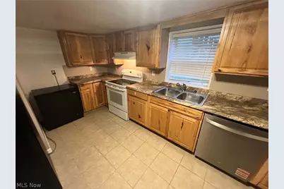 52680 Summit Avenue, St Clairsville, OH 43950 - Photo 11