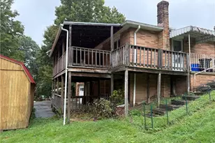 157 Ardmore Ave, Weirton, WV 26062 - Photo 5
