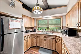 17500 E River Rd, Columbia Station, OH 44028 - Photo 19