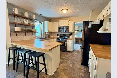 5920 Province Court, Lorain, OH 44053 - Photo 7