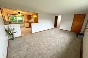 121 Florence Ave, Alliance, OH 44601 - Photo 3
